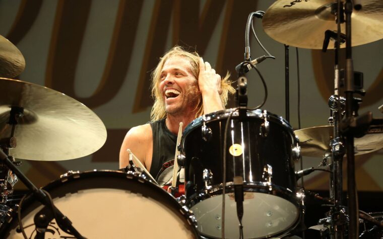 « Oh T. Je pense à toi. » « Oh T. Je pense à toi. »