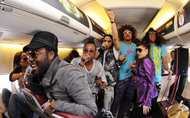 United Airlines va interdire définitivement les voyageurs qui n'utilisent pas d'écouteurs United Airlines va interdire définitivement les voyageurs qui n'utilisent pas d'écouteurs