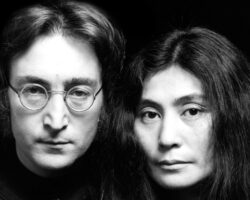 Sean Ono Lennon garde de près l'héritage de ses parents
