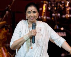 Asha Bhosle, chanteuse emblématique de Bollywood, est décédée à l'âge de 92 ans