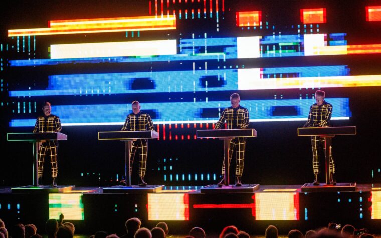 Kraftwerk perd l'une des plus anciennes affaires de droits d'auteur dans le domaine de la musique à cause d'un extrait de « Metall auf Metall » Kraftwerk perd l'une des plus anciennes affaires de droits d'auteur dans le domaine de la musique à cause d'un extrait de « Metall auf Metall »