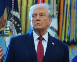 Le juge bloque la tentative de Donald Trump de mettre fin au financement fédéral de NPR et PBS