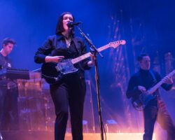 Les xx jouent le premier de trois concerts à guichets fermés à Mexico – leur premier en huit ans