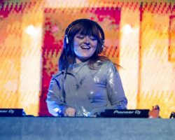 Regardez Ninajirachi faire ses débuts avec le nouveau remix de Porter Robinson avec Underscores à Coachella