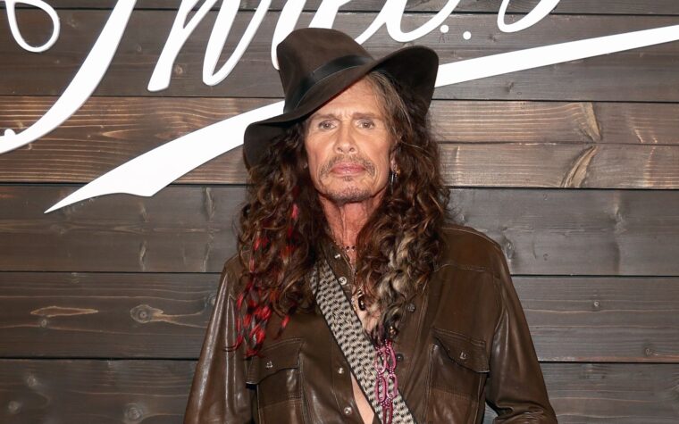 La majorité des poursuites pour agression sexuelle contre Steven Tyler d'Aerosmith ont été rejetées La majorité des poursuites pour agression sexuelle contre Steven Tyler d'Aerosmith ont été rejetées