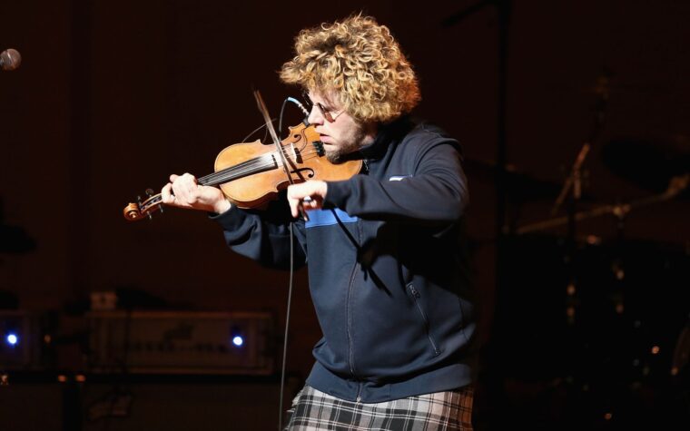 Un violoniste canadien poursuit Google pour 1,5 million de dollars après qu'AI Overview ait déclaré à tort qu'il était un délinquant sexuel Un violoniste canadien poursuit Google pour 1,5 million de dollars après qu'AI Overview ait déclaré à tort qu'il était un délinquant sexuel