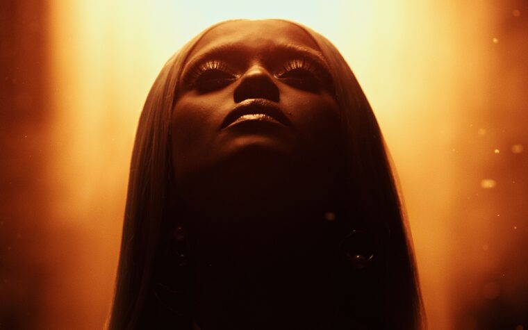 Kelela s'appuie sur son passé pour façonner l'avenir Kelela s'appuie sur son passé pour façonner l'avenir