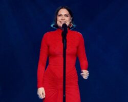 Jessie J n'a plus de cancer et revient sur scène pour "Singer" en Chine : "J'ai expiré pour la première fois en un an"