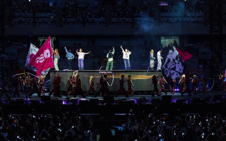 Les BTS reviennent à Busan pour la première fois depuis plus de trois ans pour deux grands concerts de rentrée Les BTS reviennent à Busan pour la première fois depuis plus de trois ans pour deux grands concerts de rentrée