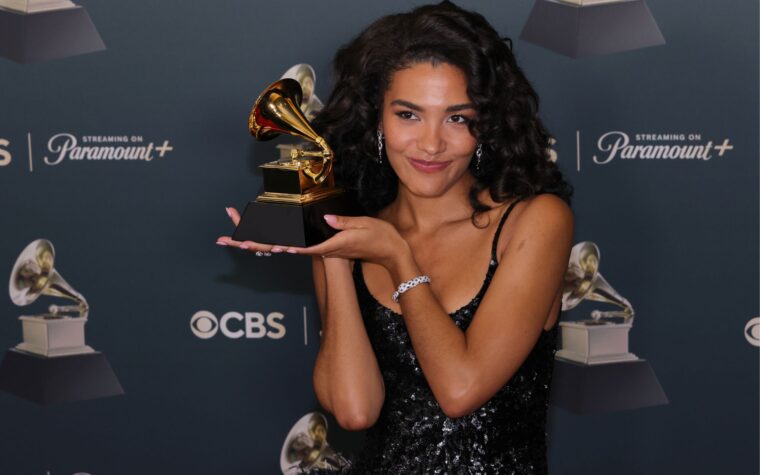 Les Grammys annoncent des modifications aux règles du meilleur nouvel artiste et de l'album ainsi que cinq nouvelles catégories Les Grammys annoncent des modifications aux règles du meilleur nouvel artiste et de l'album ainsi que cinq nouvelles catégories