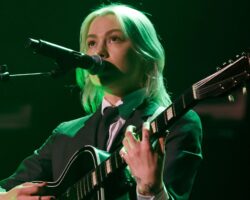 Phoebe Bridgers ajoute des concerts supplémentaires à « The Lost Tour » 2026 au Royaume-Uni, en Irlande et en Amérique du Nord