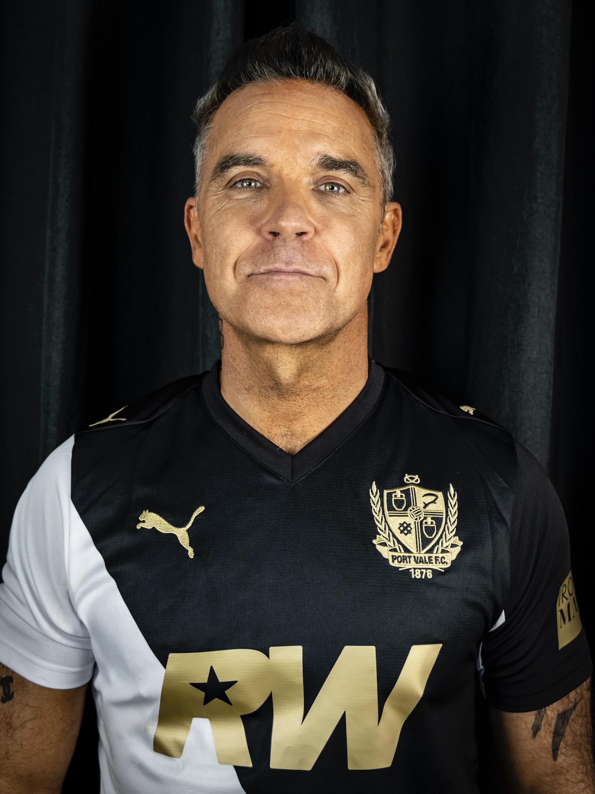 Collaboration Robbie Williams X Port Vale. CRÉDIT : Joël Harrison