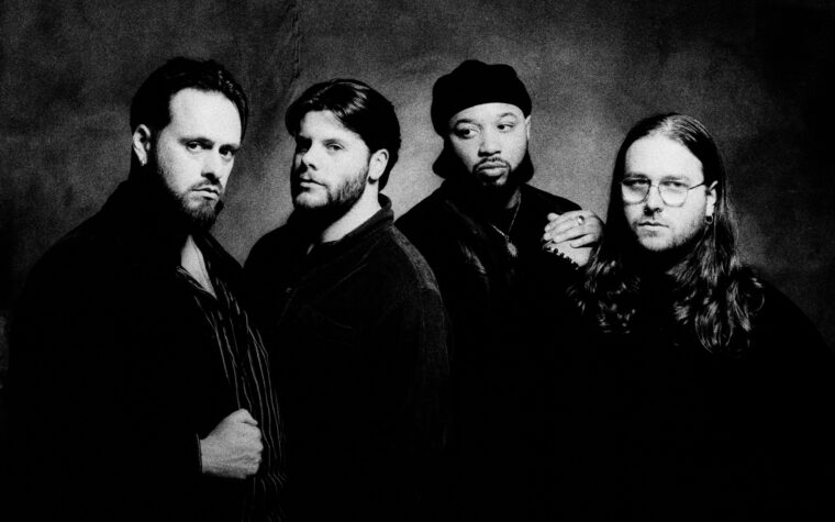 Loathe – Critique de « A Stranger To You » : une collection à couper le souffle de digi-metal maximaliste et révolutionnaire Loathe – Critique de « A Stranger To You » : une collection à couper le souffle de digi-metal maximaliste et révolutionnaire
