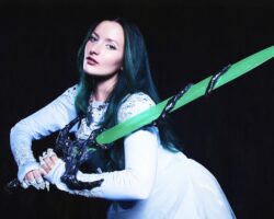 "Le Seigneur des Anneaux" et "Minecraft" ont inspiré les débuts alt-pop d'Au/Ra