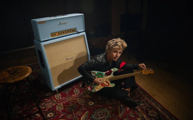Billie Joe Armstrong de Green Day annonce une guitare Epiphone Radiant Red Les Paul Junior en édition limitée et un ampli Marshall Artist Signature Billie Joe Armstrong de Green Day annonce une guitare Epiphone Radiant Red Les Paul Junior en édition limitée et un ampli Marshall Artist Signature