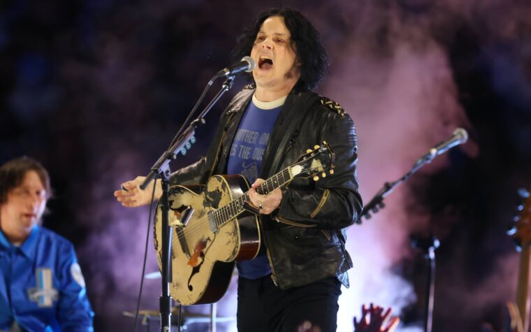 Regardez Jack White faire venir Chris Robinson des Black Crowes pour reprendre « I'm A Mover » de Free Regardez Jack White faire venir Chris Robinson des Black Crowes pour reprendre « I'm A Mover » de Free