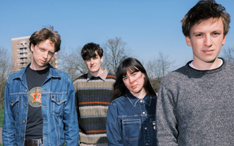 Westside Cowboy partage le single « Pin Up Boys » et annonce des concerts en magasin de disques Westside Cowboy partage le single « Pin Up Boys » et annonce des concerts en magasin de disques