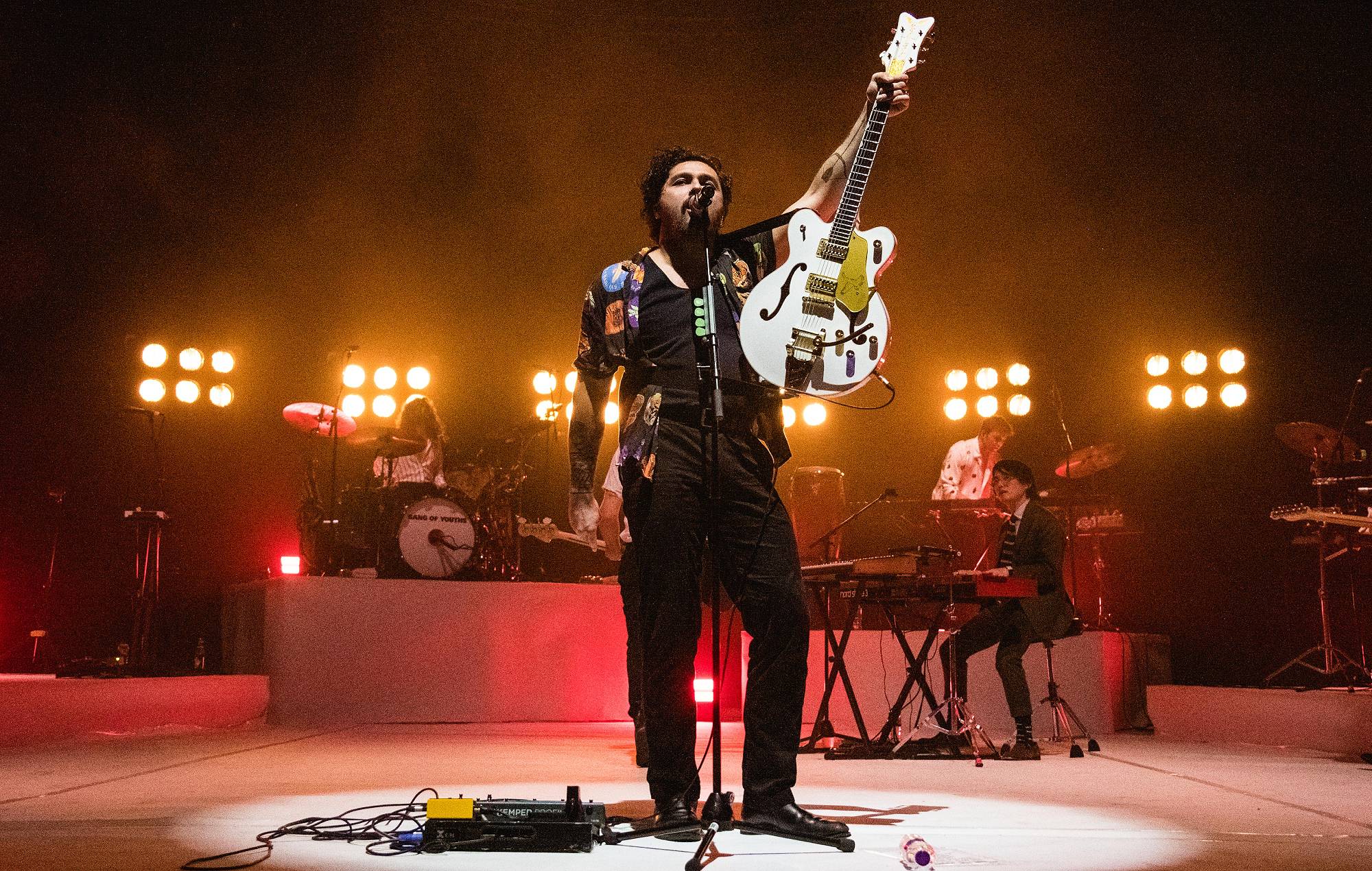Gang of Youths se produit à l'O2 Academy Brixton le 15 mars 2022 à Londres, en Angleterre. (Photo de Joseph Okpako/WireImage)
