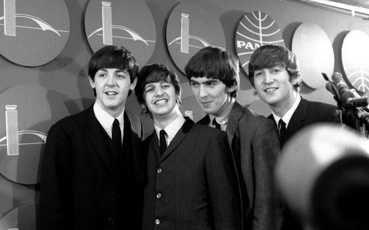 Apple Corps Ltd et Universal Music Group annoncent un partenariat historique pour les Beatles avant les biopics Apple Corps Ltd et Universal Music Group annoncent un partenariat historique pour les Beatles avant les biopics