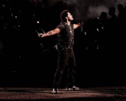 The Weeknd termine cinq soirées à guichets fermés au stade de Wembley et collecte plus de 350 000 $ pour une œuvre caritative