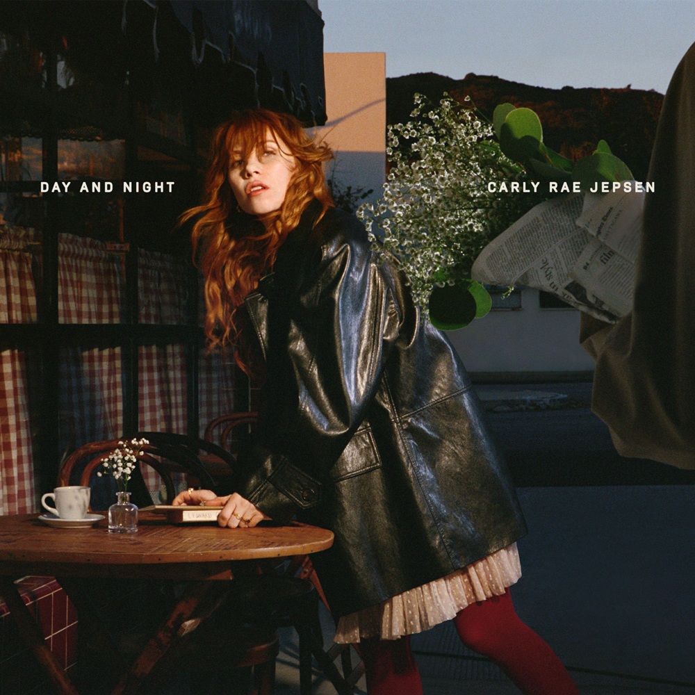 Carly Rae Jepsen revue de jour et de nuit