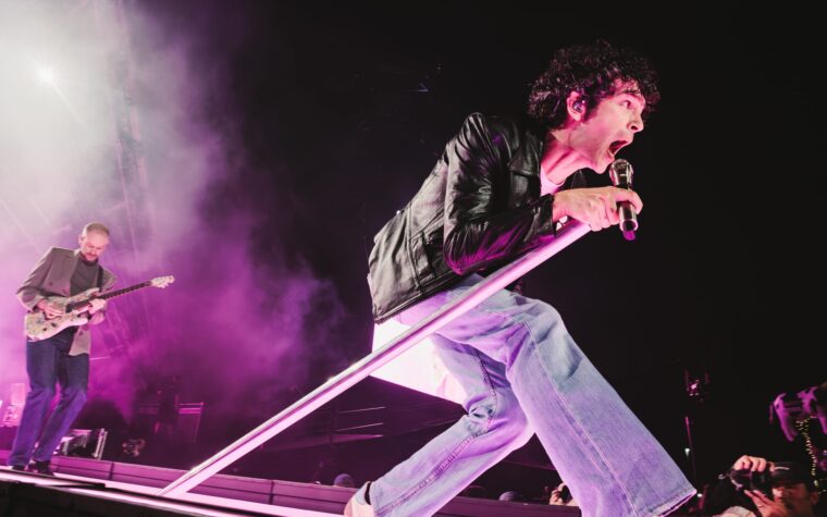 Matty Healy dit que le nouvel album de 1975 est « presque terminé » : « Je ne le terminerai jamais » Matty Healy dit que le nouvel album de 1975 est « presque terminé » : « Je ne le terminerai jamais »