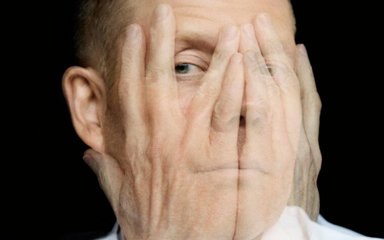 Max Richter annonce un nouvel album 'While The Flood Rages' avec le single méditatif 'Now We Can Sing' Max Richter annonce un nouvel album 'While The Flood Rages' avec le single méditatif 'Now We Can Sing'