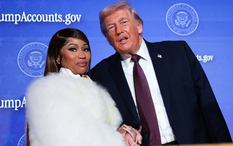 Nicki Minaj répond aux critiques concernant son soutien à Donald Trump : « Je l'aime tout simplement » Nicki Minaj répond aux critiques concernant son soutien à Donald Trump : « Je l'aime tout simplement »