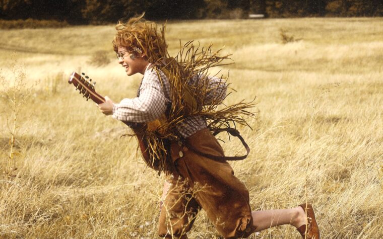 Keath Ósk de Yaelokre s'écarte de la folk-pop fantastique et s'évade en lui-même Keath Ósk de Yaelokre s'écarte de la folk-pop fantastique et s'évade en lui-même