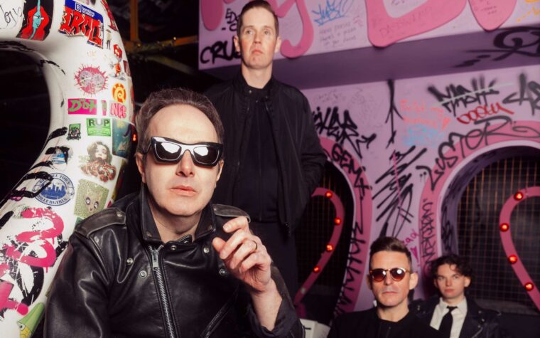 Glasvegas revient avec l'hymne 'Degüello' et nous parle de son premier album en six ans, 'Airy Fairy' Glasvegas revient avec l'hymne 'Degüello' et nous parle de son premier album en six ans, 'Airy Fairy'
