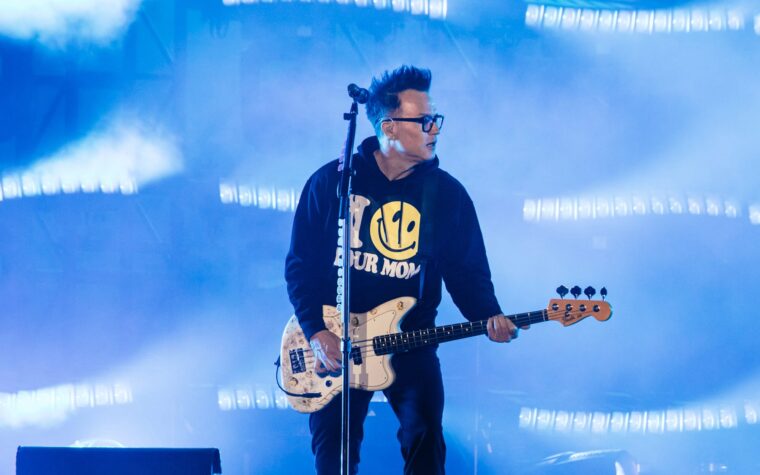 Regardez Blink-182 jouer un show privé intime à Coachella Valley Regardez Blink-182 jouer un show privé intime à Coachella Valley