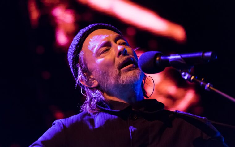 Thom Yorke dit qu'il aurait aimé ne pas avoir écrit « High And Dry » de Radiohead Thom Yorke dit qu'il aurait aimé ne pas avoir écrit « High And Dry » de Radiohead